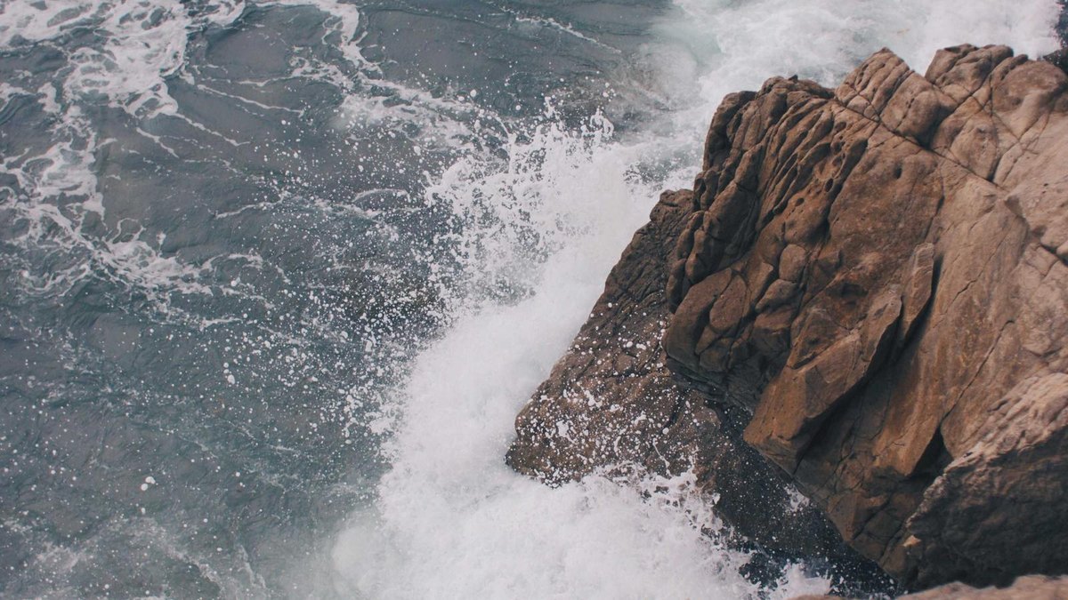 Visual zum Abschnitt: KI im Business: Warum Strategie vor Tool kommt